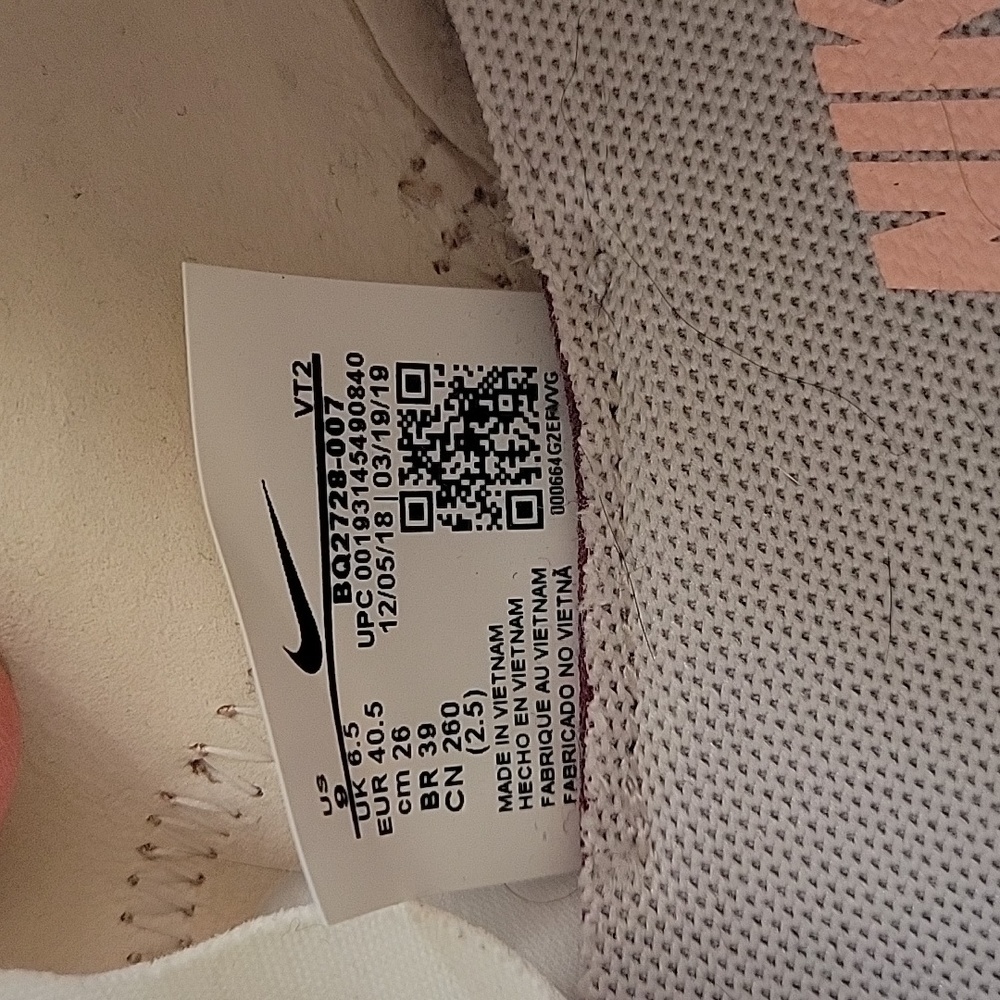 Nike React Size 9 - image 6